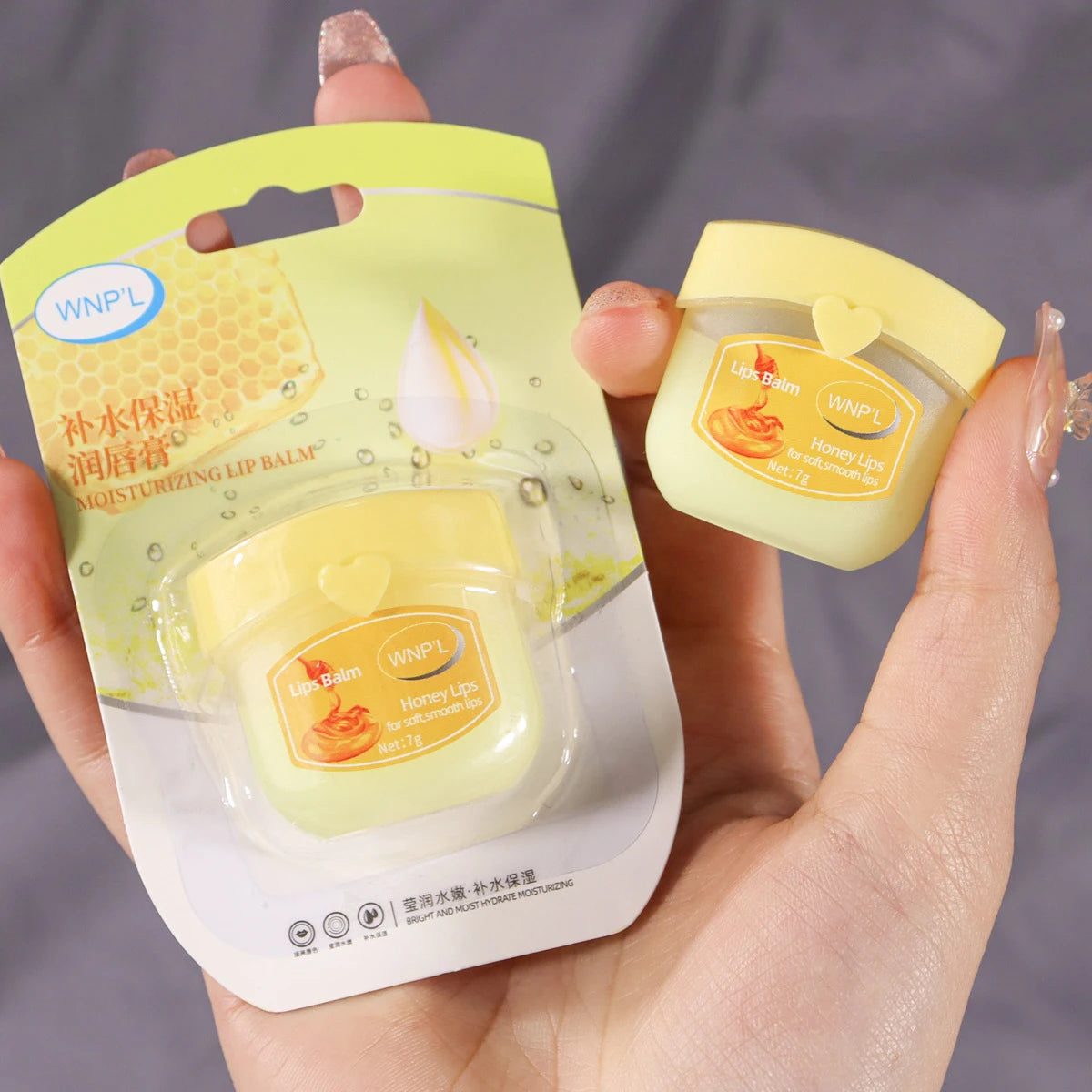 Aura Luxe Hydrating Lip Mask™